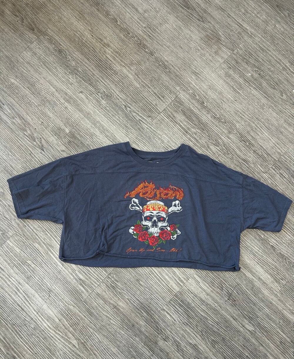 Poison Band Crop Top Shirt Women XL Charcoal Gray Open Up and Say Ahh Rhinestone